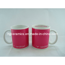 Tasse promotionnelle de couleur magenta C. Tasse en céramique